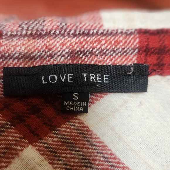 Love Tree Burgundy and White Plaid Button-Down Flannel - Picture 3 of 5